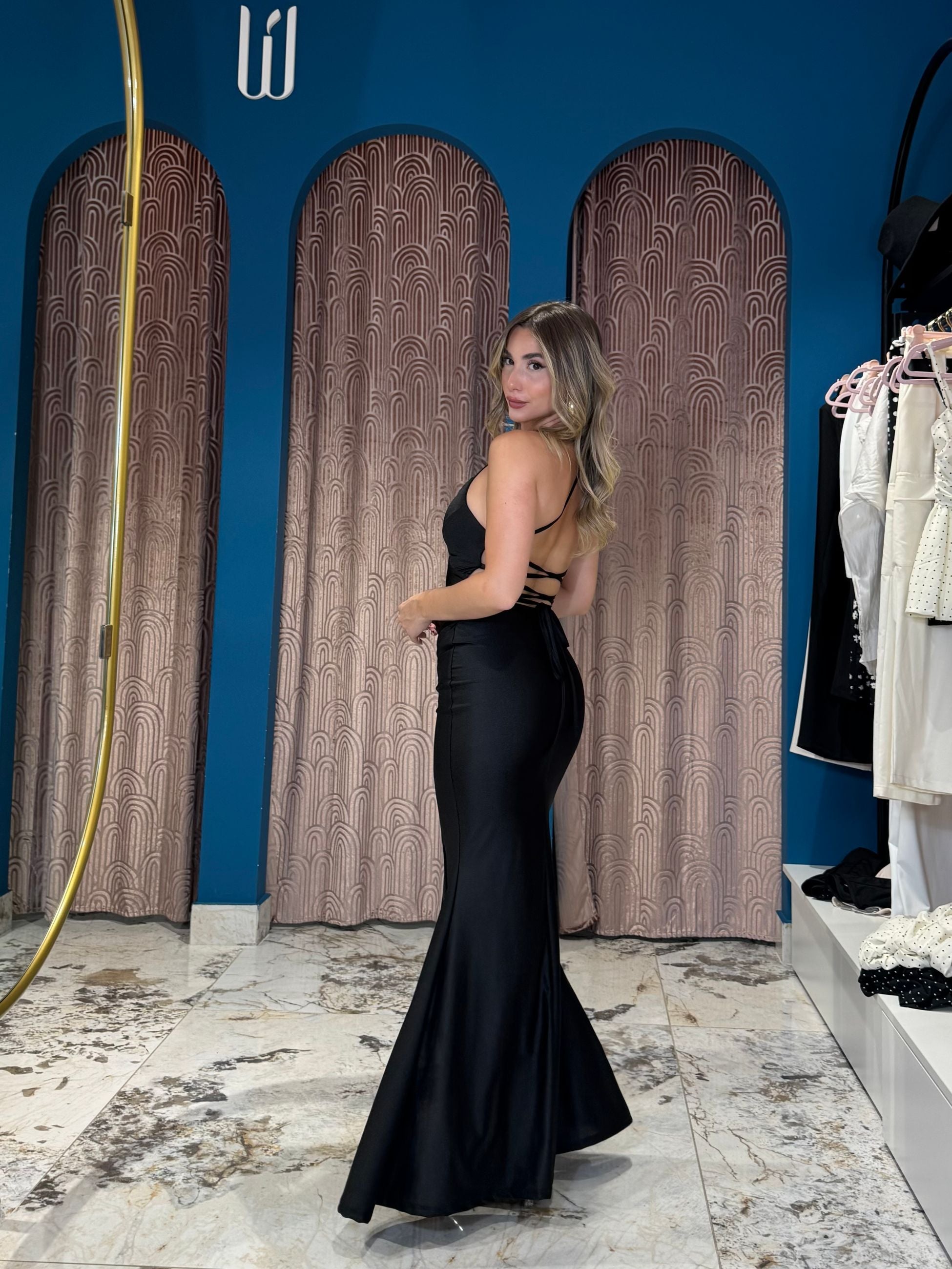 Abito Nicole